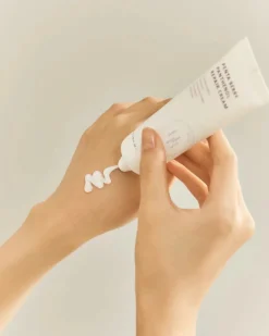 [HEVEBLUE] Penta Berry Panthenol Repair Cream